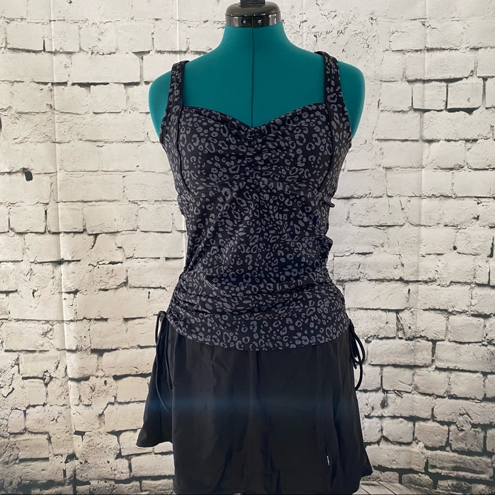 Speedo tankini top size 12
